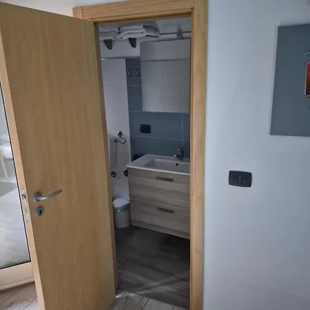 Piazza Castello Bed & Breakfast 3*